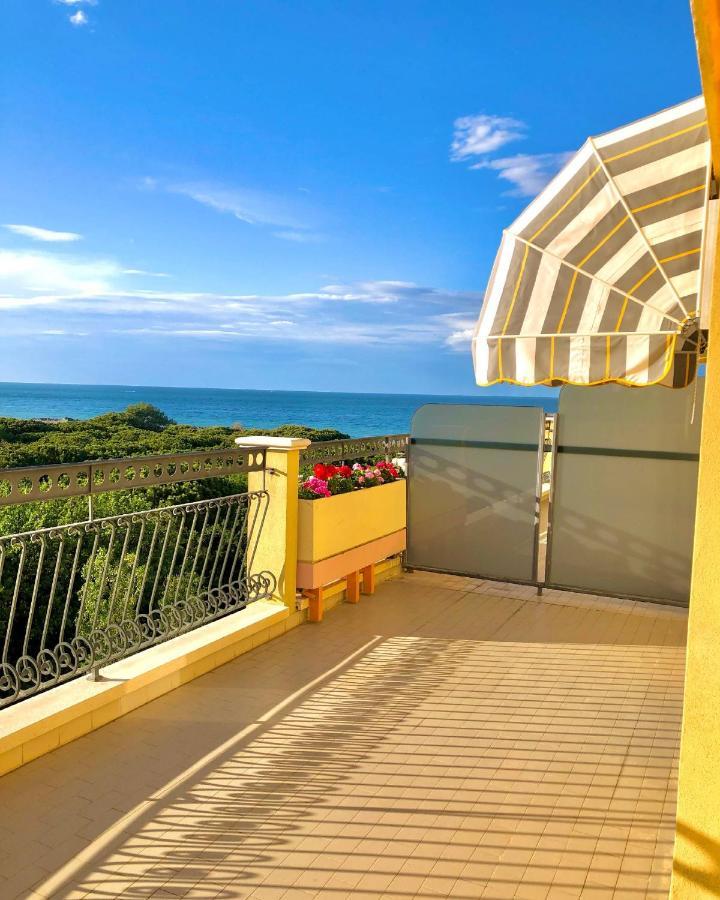 מיסאנו אדריאטיקו Hotel Caravel B&B מראה חיצוני תמונה